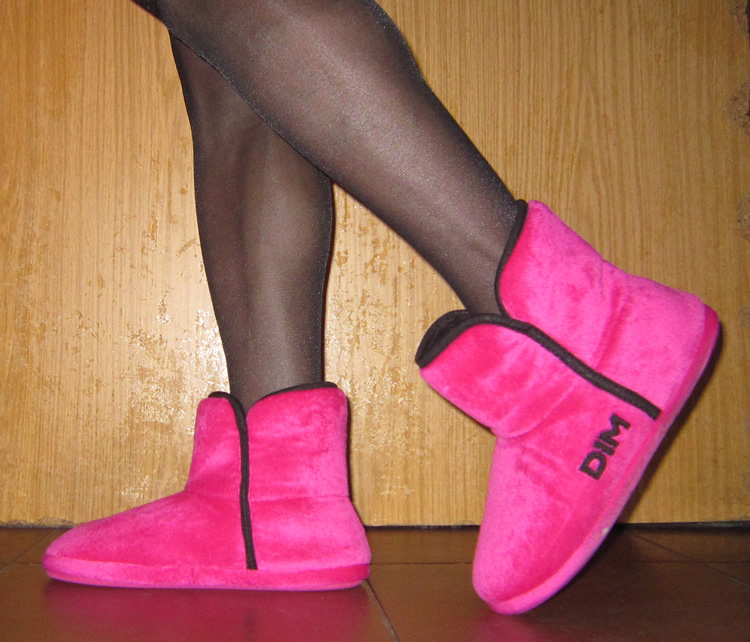 Fuscia Dim slippers and black pantyhose